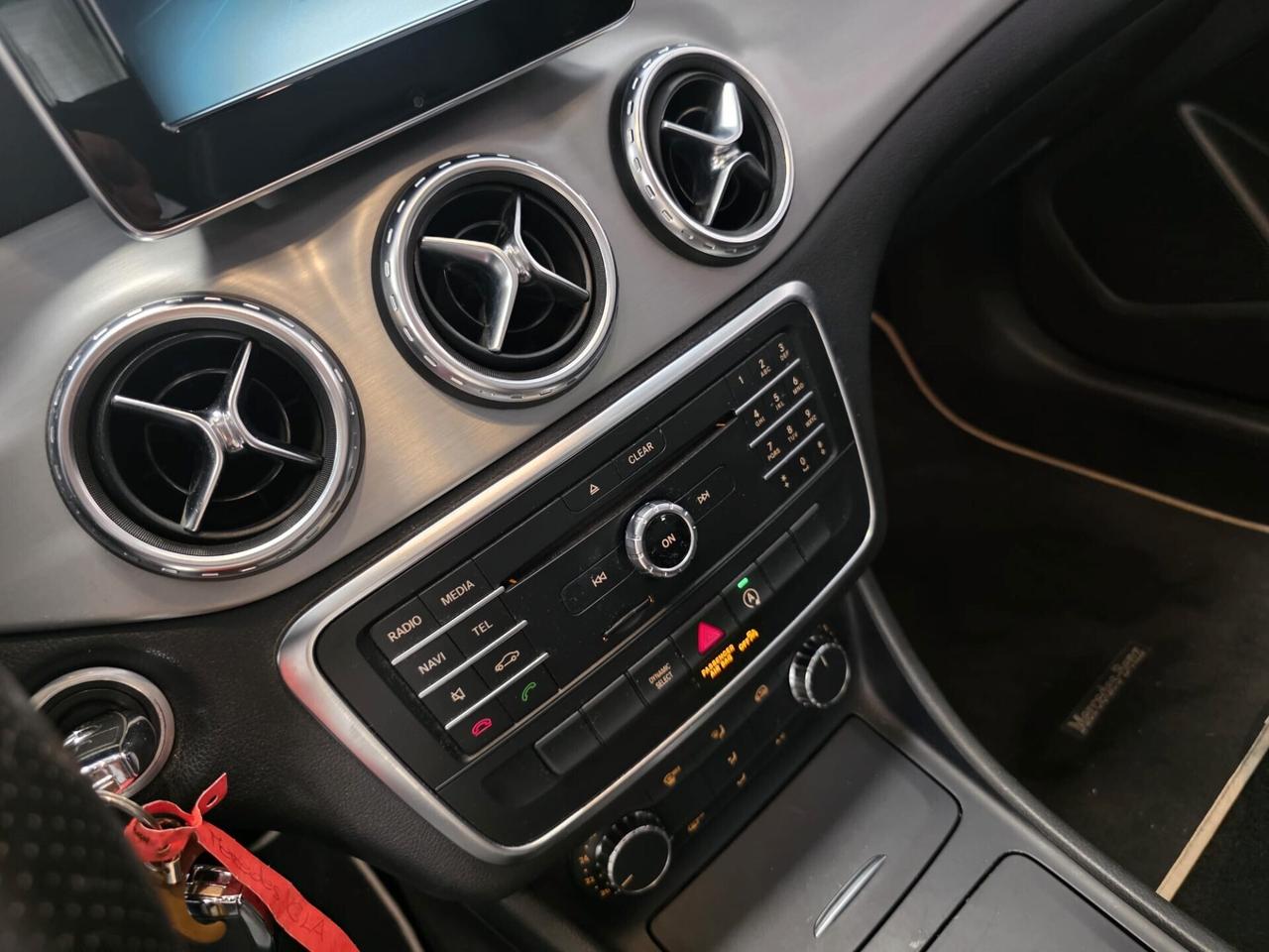 Mercedes-benz GLA 200 180 d Automatic Sport