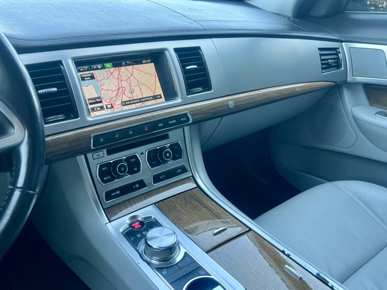 Jaguar XF 2.2 D 200 CV Portfolio