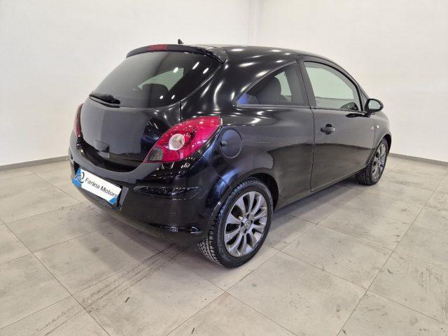 OPEL Corsa 1.2 80CV 3 porte GPL-TECH - NEOPAT. - Bluetooth