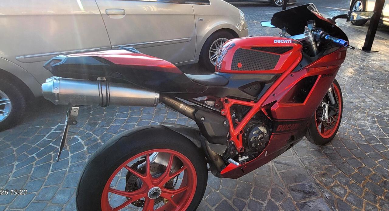Ducati 848