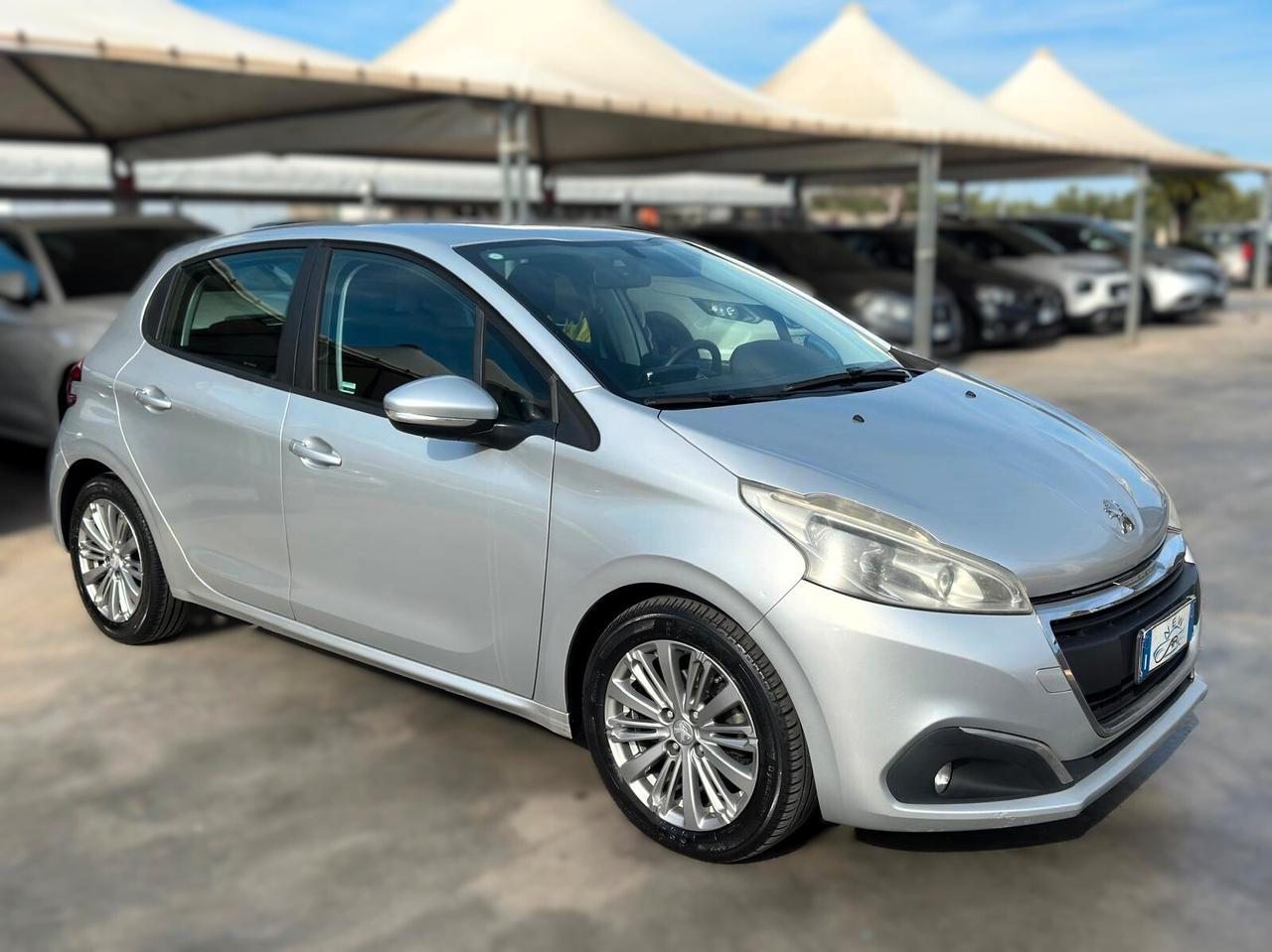 Peugeot 208 BlueHDi 75 5 porte Allure