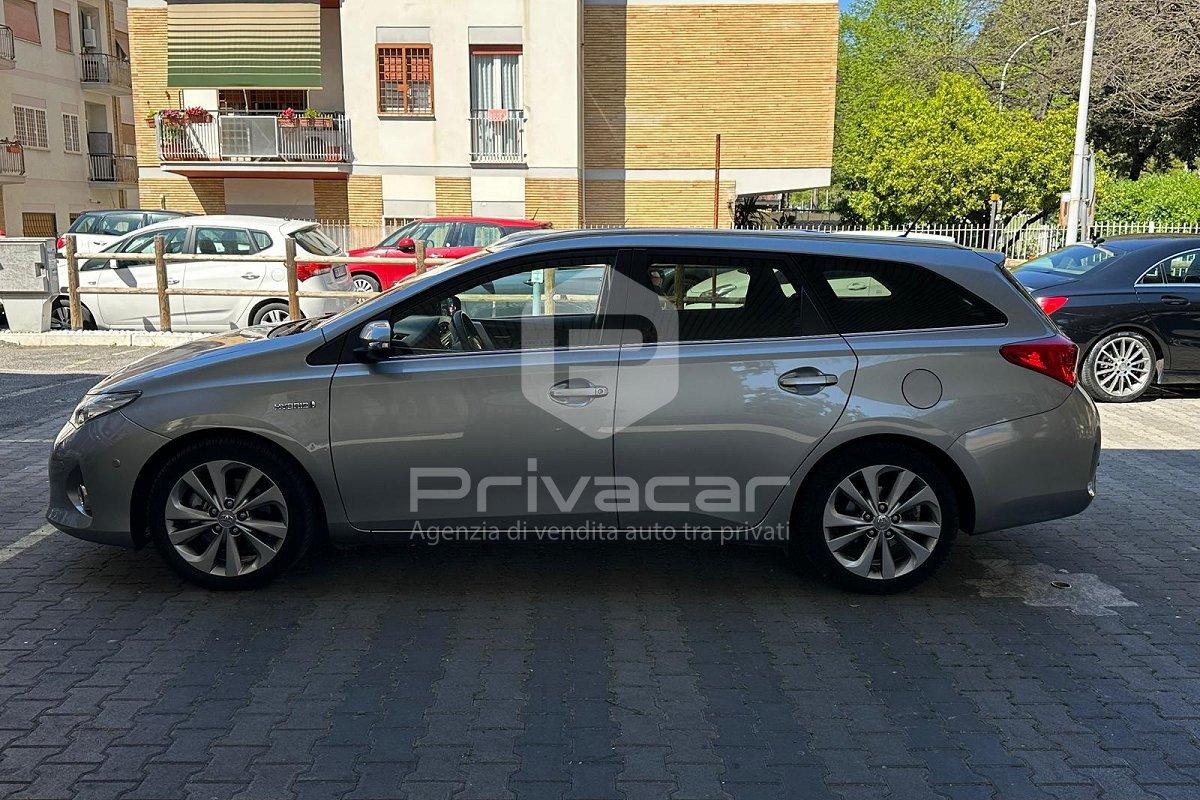 TOYOTA Auris Touring Sports 1.8 Hybrid Lounge