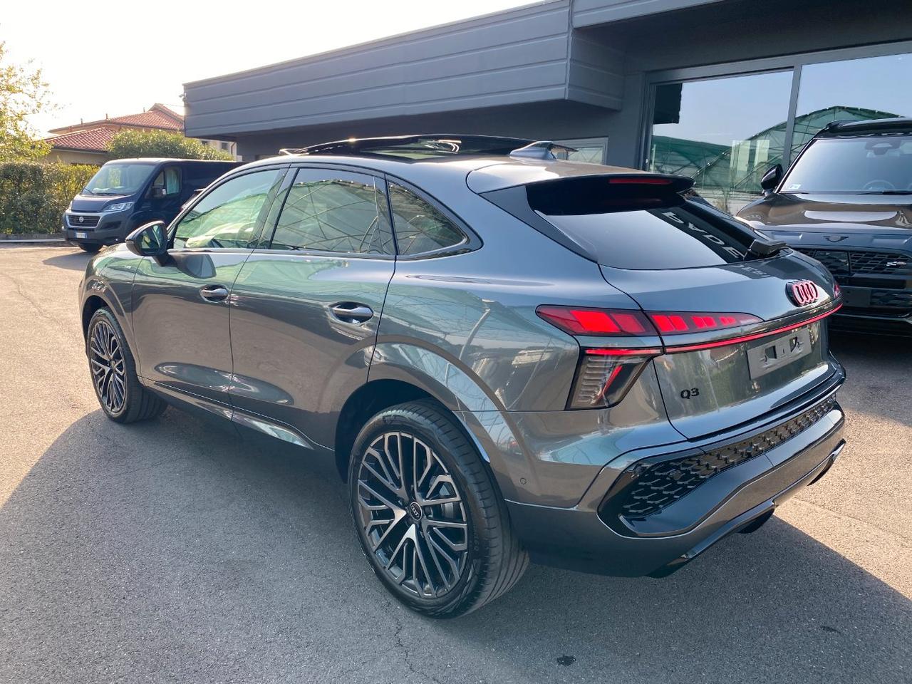 AUDI Q3 Sportback 2.0 tdi S line 150cv s-tronic, CERCHI 20, TETTO