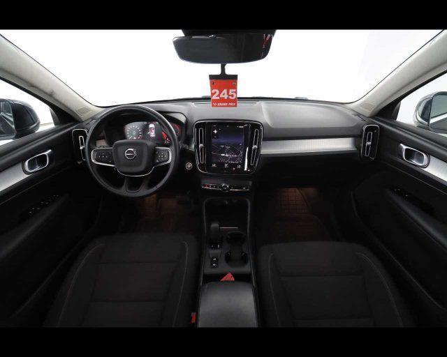 VOLVO XC40 T4 Recharge Plug-in Hybrid Inscription N1