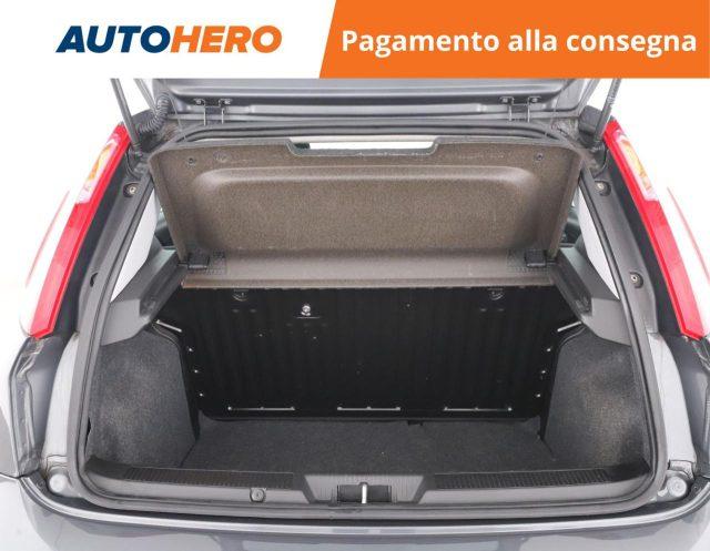 FIAT Punto 1.2 8V 5 porte Street