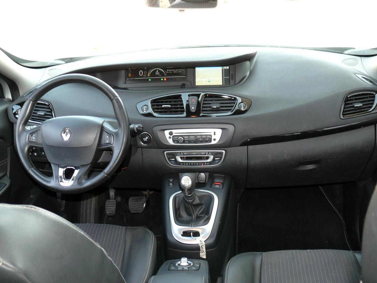 Renault Scenic 7 Posti (M1365)