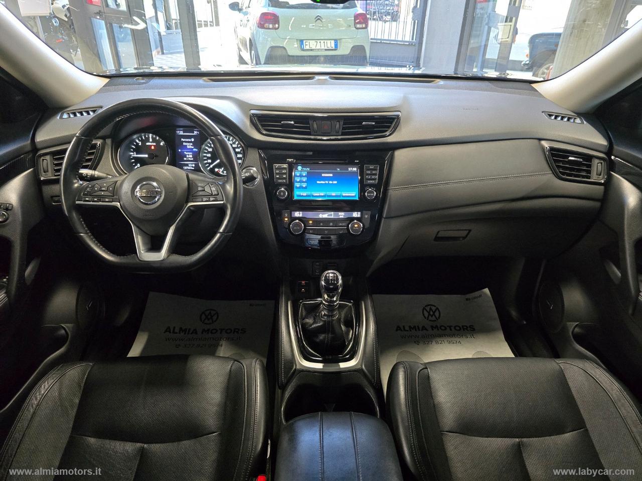 NISSAN X-Trail 1.6 dCi 4WD Tekna