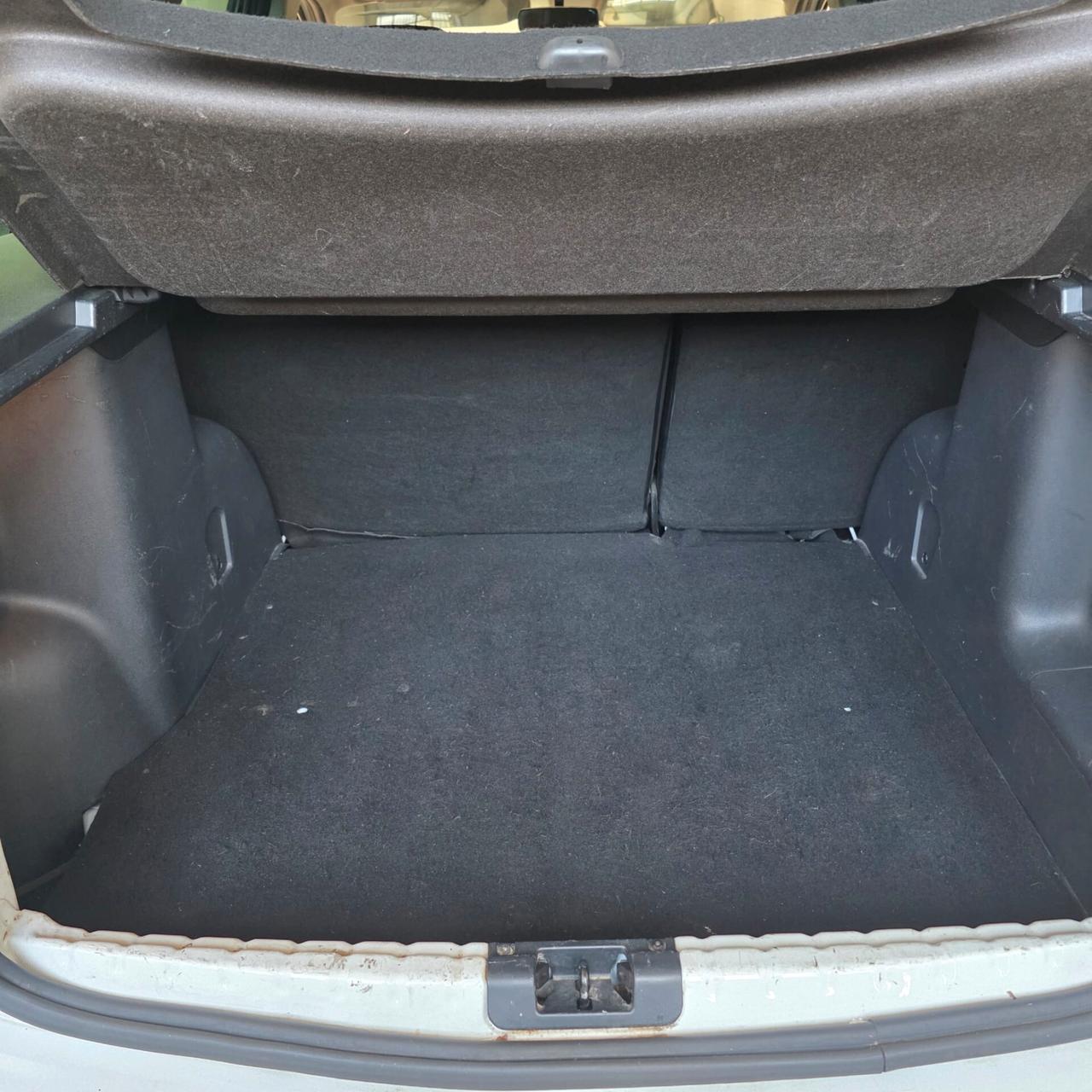 Dacia Duster 1.6 B/GPL