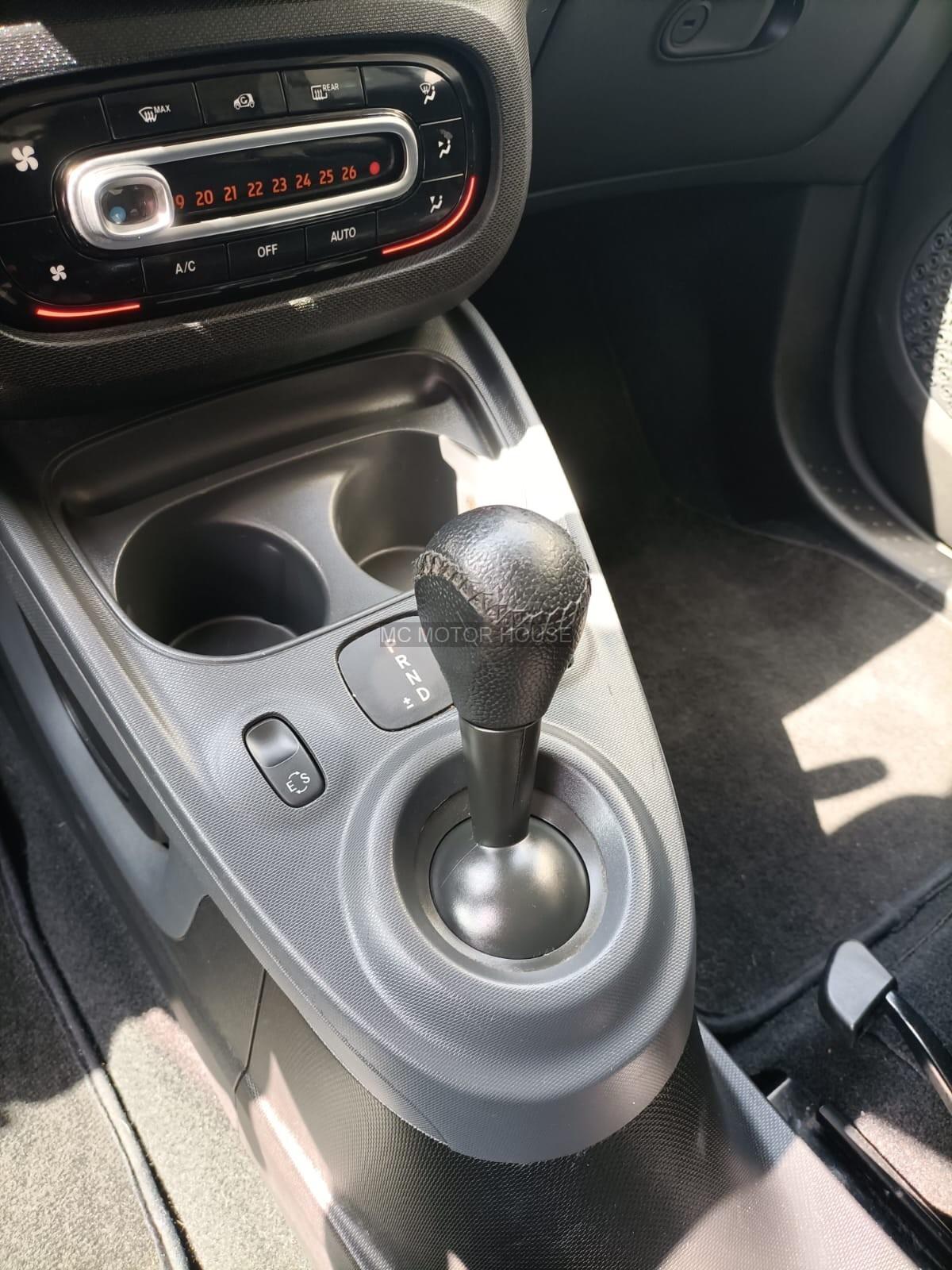 SMART FORTWO BENZINA *NEOPATENTATI* RATE / Permute