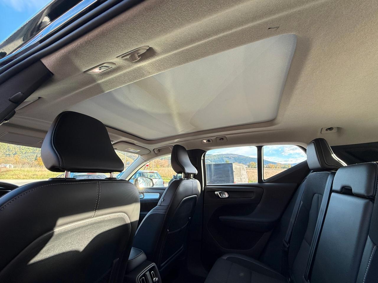 Volvo XC40 D4 AWD Geartronic Momentum