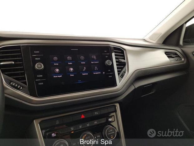 Volkswagen T-Roc 1.5 TSI ACT DSG Style BlueMo...
