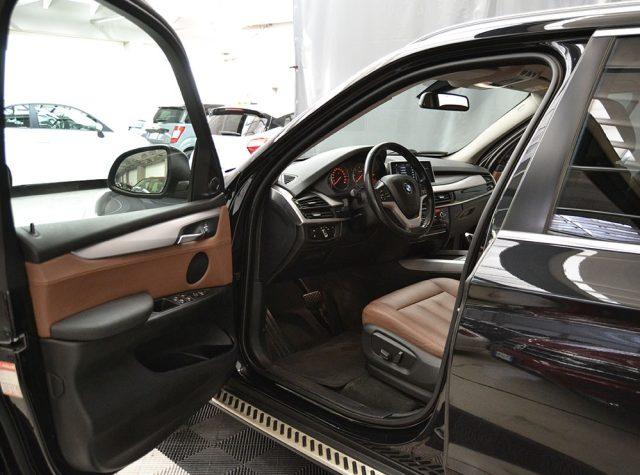 BMW X5 xDrive25d - Pelle Marrone - Pedane - Cerchi 20"