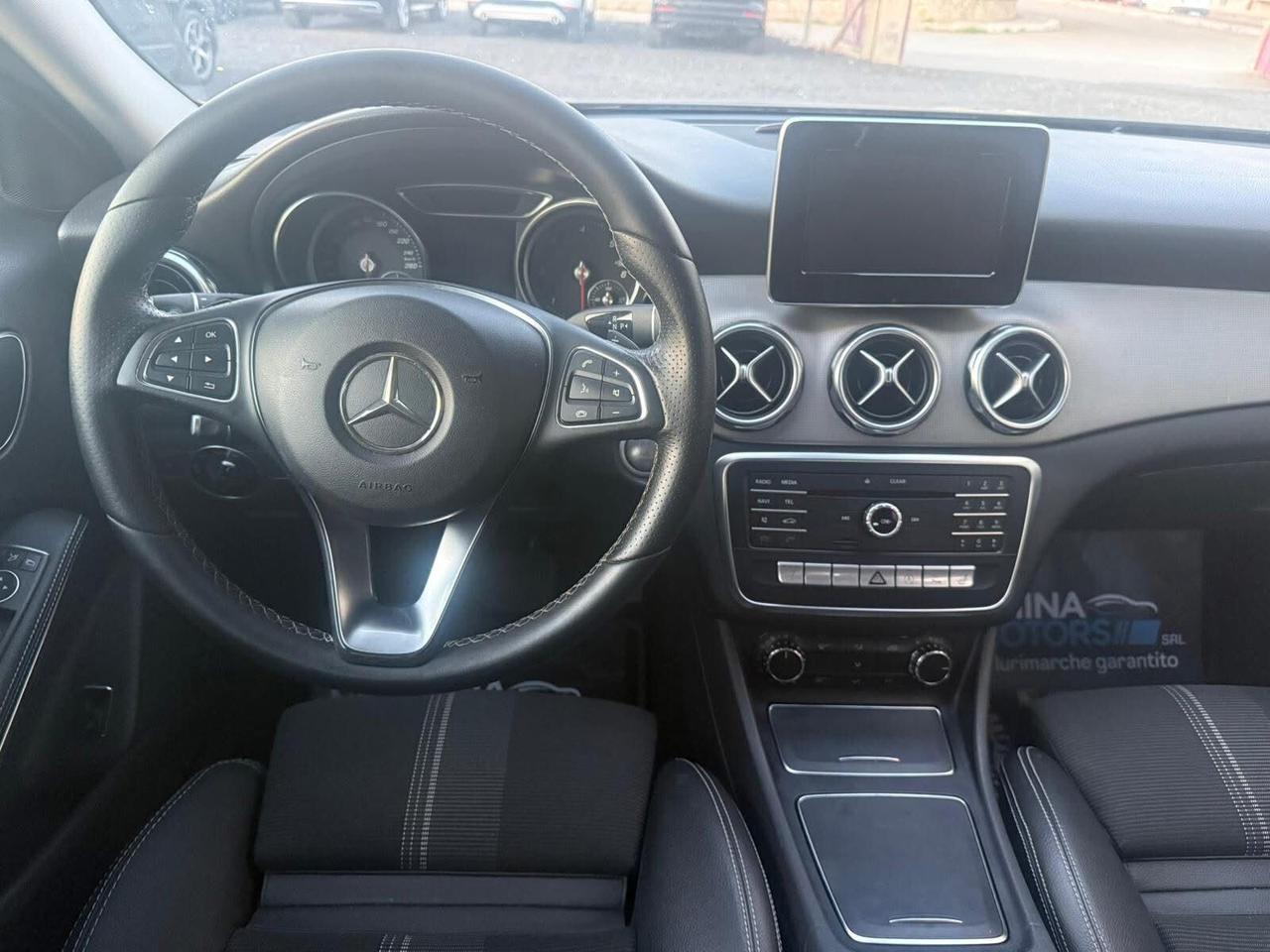 Mercedes-benz GLA 200CDI SPORT