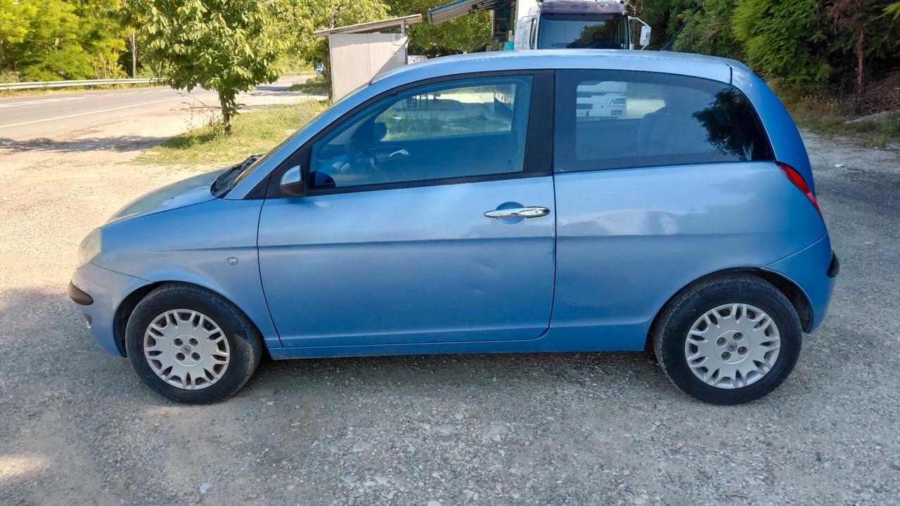 Lancia Ypsilon 1.2