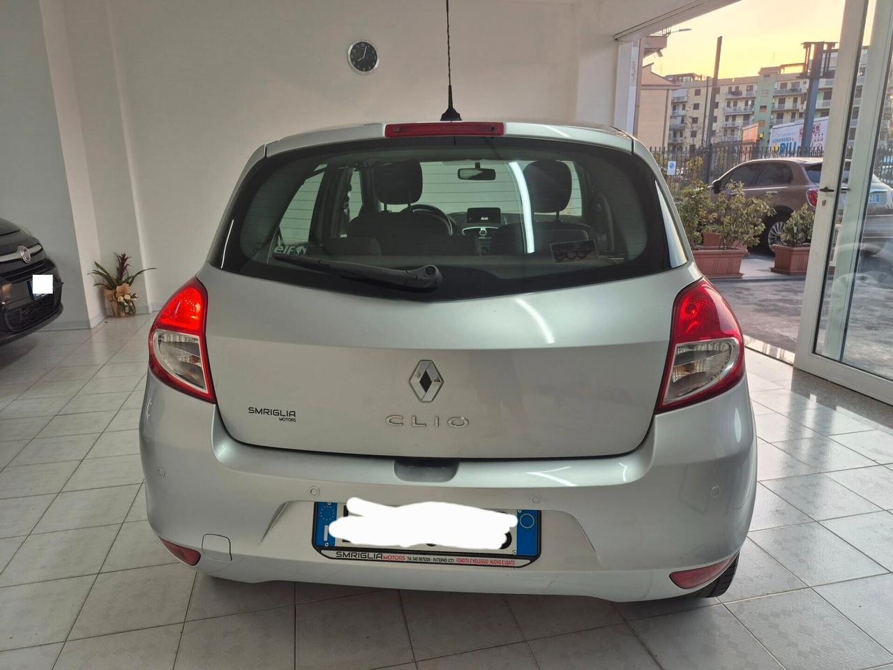 Renault Clio 1.2 16V 5 porte NAVIGA-SENSORI-PARCH-