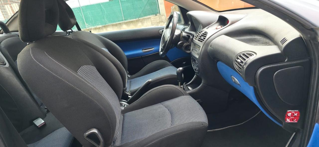 Peugeot 206 1.6 16V CC neopatentati cabrio