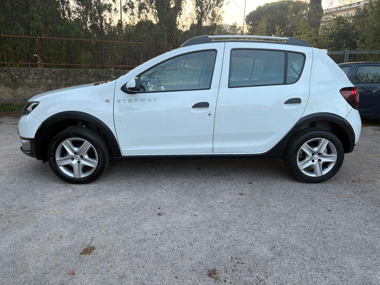 DACIA SANDERO 0.9 STEPWAY Tce GPL - 2016