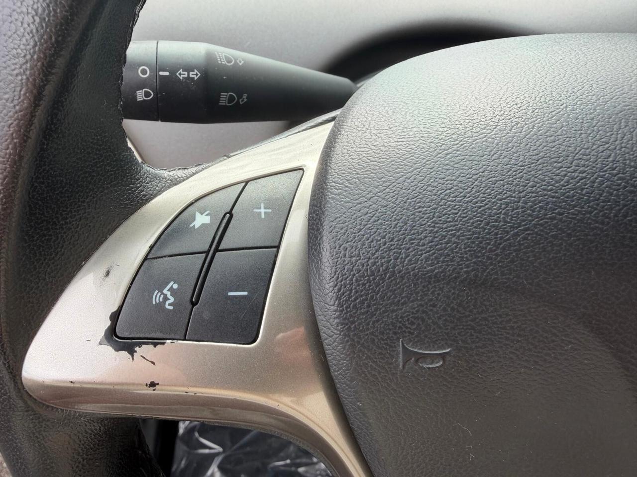 Lancia Ypsilon 1.2 69 CV 5 porte Gold