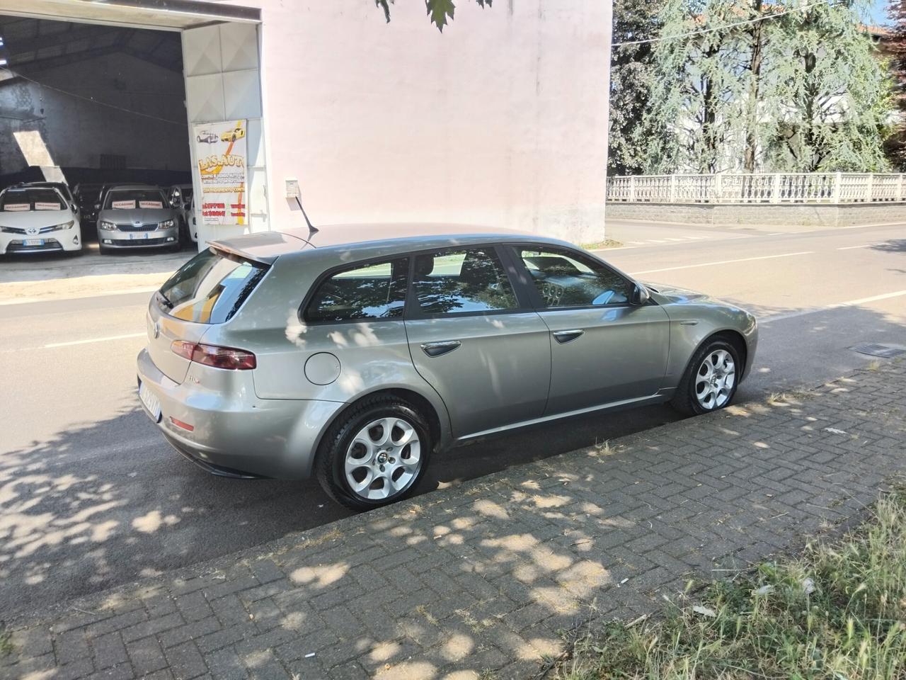Alfa Romeo 159 2.0 JTDm Sportwagon Distinctive km 180 mila euro 5