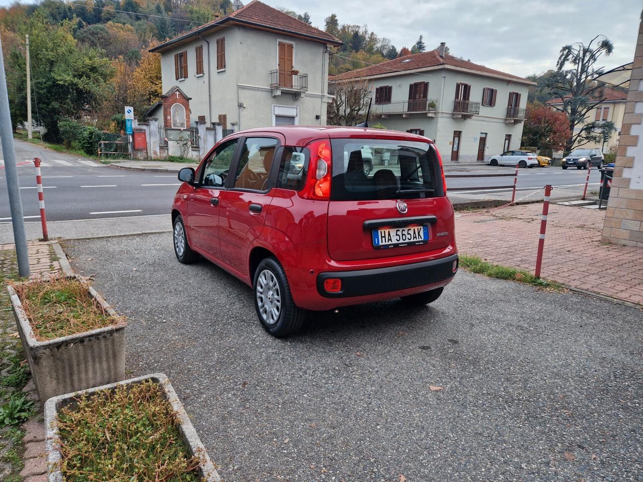 Fiat Panda hybrid 1.0 70CV "SOLO 700 km" Bluetooth, Sensori p