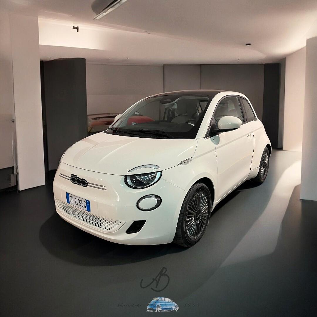 Fiat 500 500e Berlina 42 kWh Icon