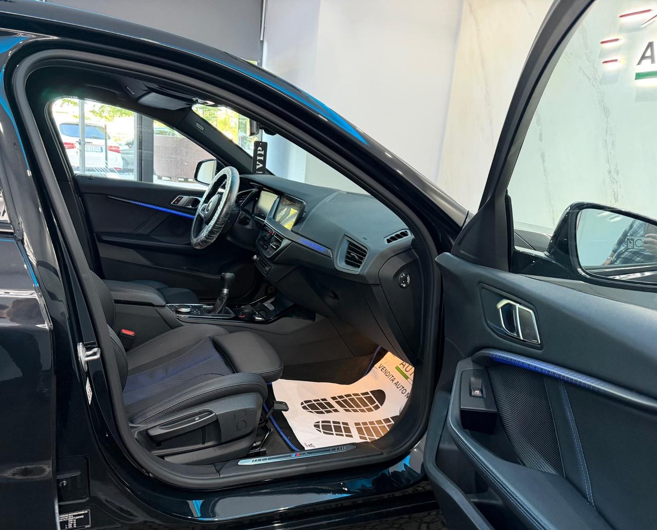 Bmw 118 118i 5p. Msport