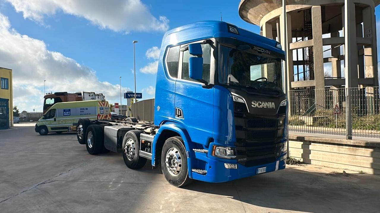 Scania motrice R 520 telaio 8x2 Intarder MOTORE 8V