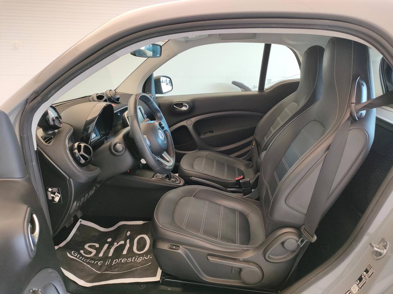 SMART Fortwo III 2020 - Fortwo eq racingrey 22kW