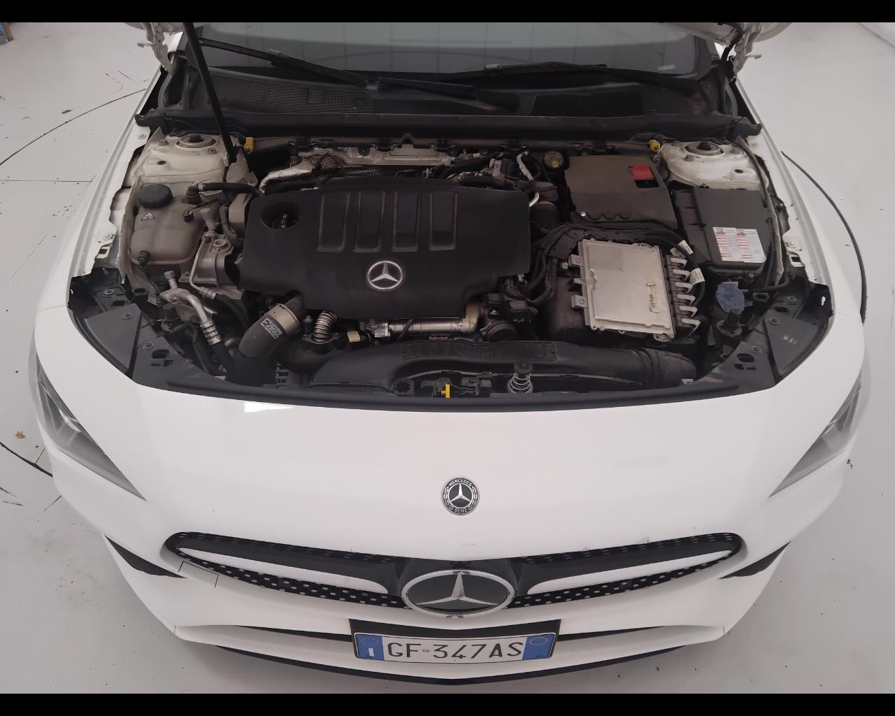 Mercedes-Benz CLA Sh.Brake - X118 - CLA Shooting Brake 200 d Premium auto