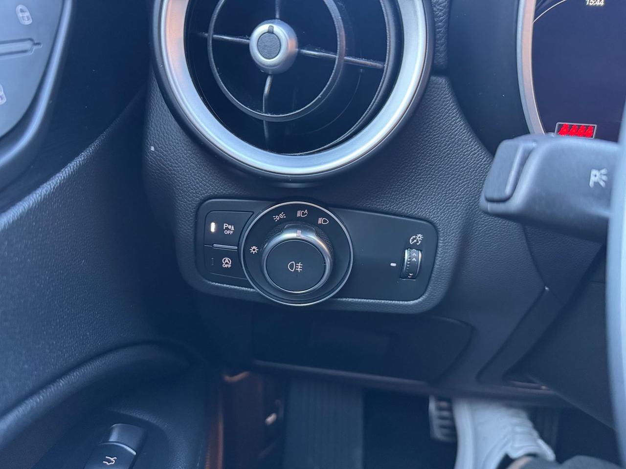 Alfa Romeo Stelvio Veloce 2.2