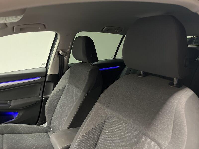 Volkswagen Golf 8 2.0 TDI LIFE 115CV DSG