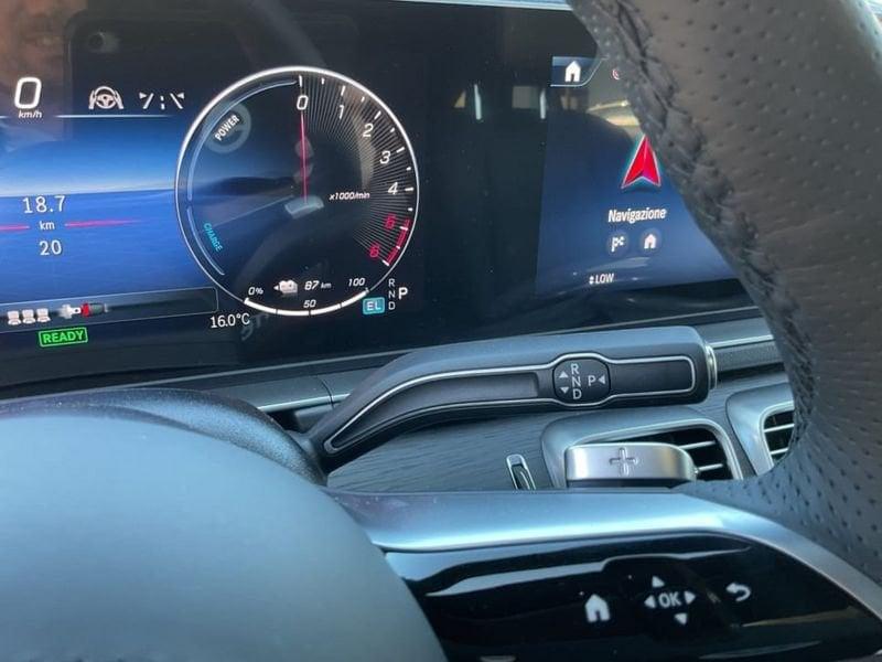 Mercedes-Benz EQB 250+ AMG Line Advanced