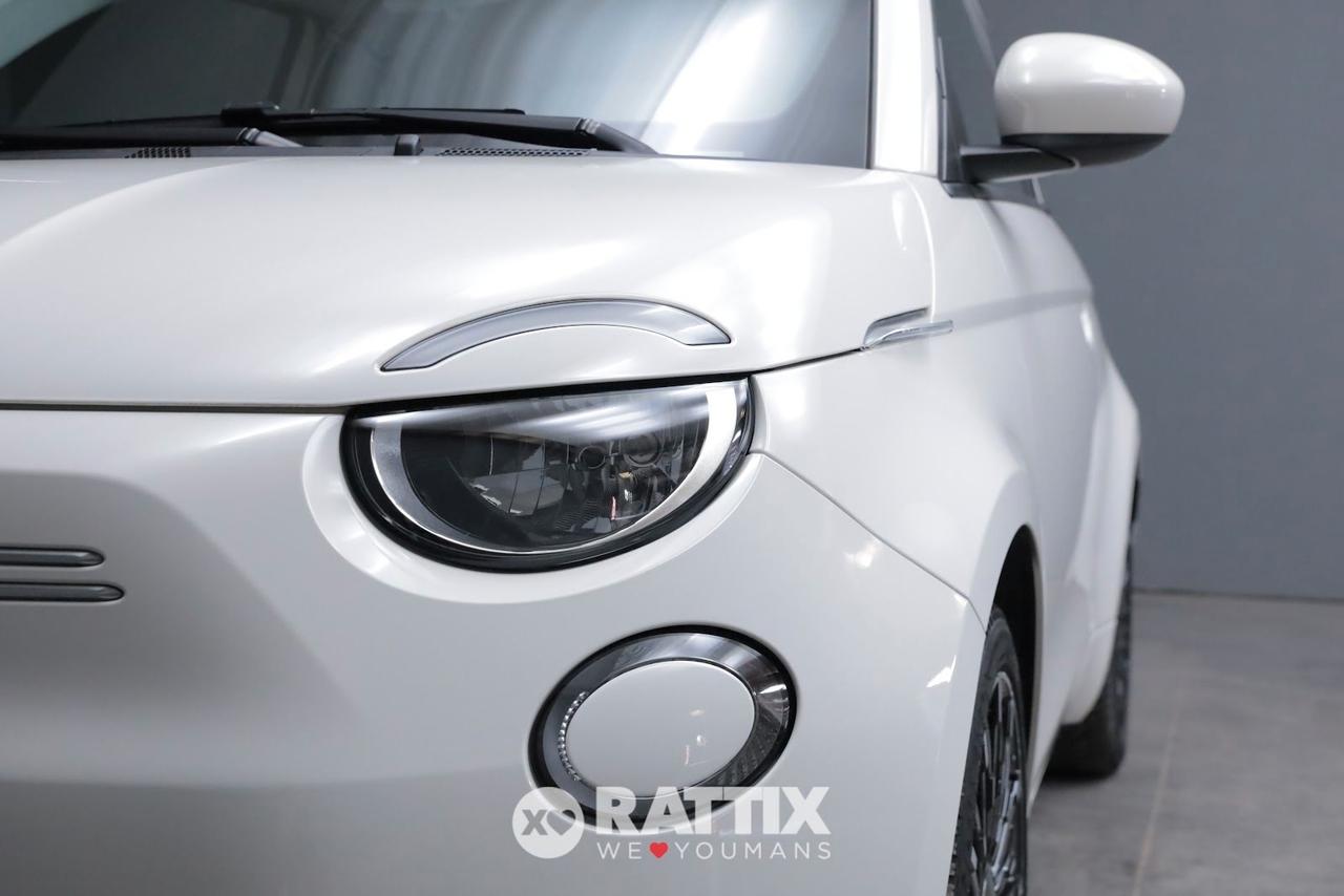 Fiat 500e 3+1 motore elettrico 42 kWh Icon