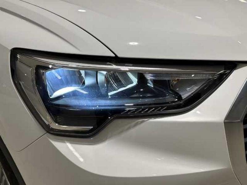 Audi Q3 II 2018 35 2.0 tdi Business s-tronic