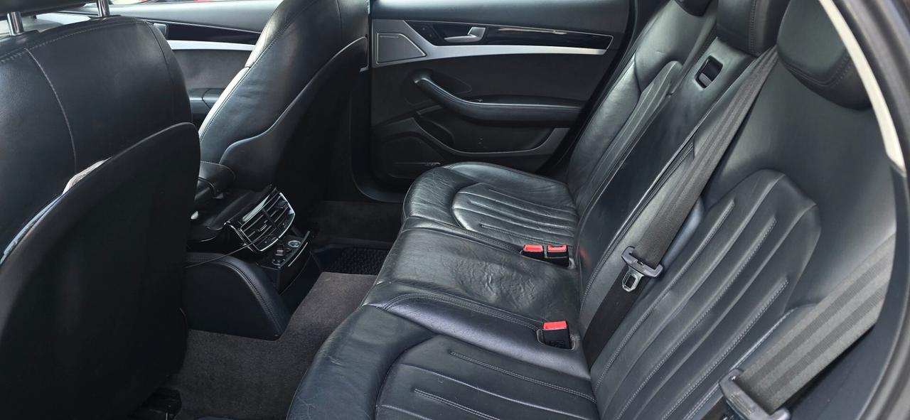Audi A8 3.0 TDI 250 CV quattro tiptronic