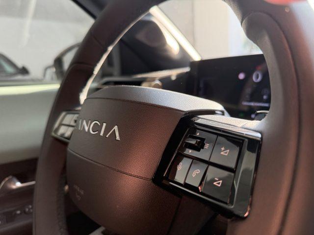 LANCIA Ypsilon Hybrid e-DCT tua da ?239,00 mensili