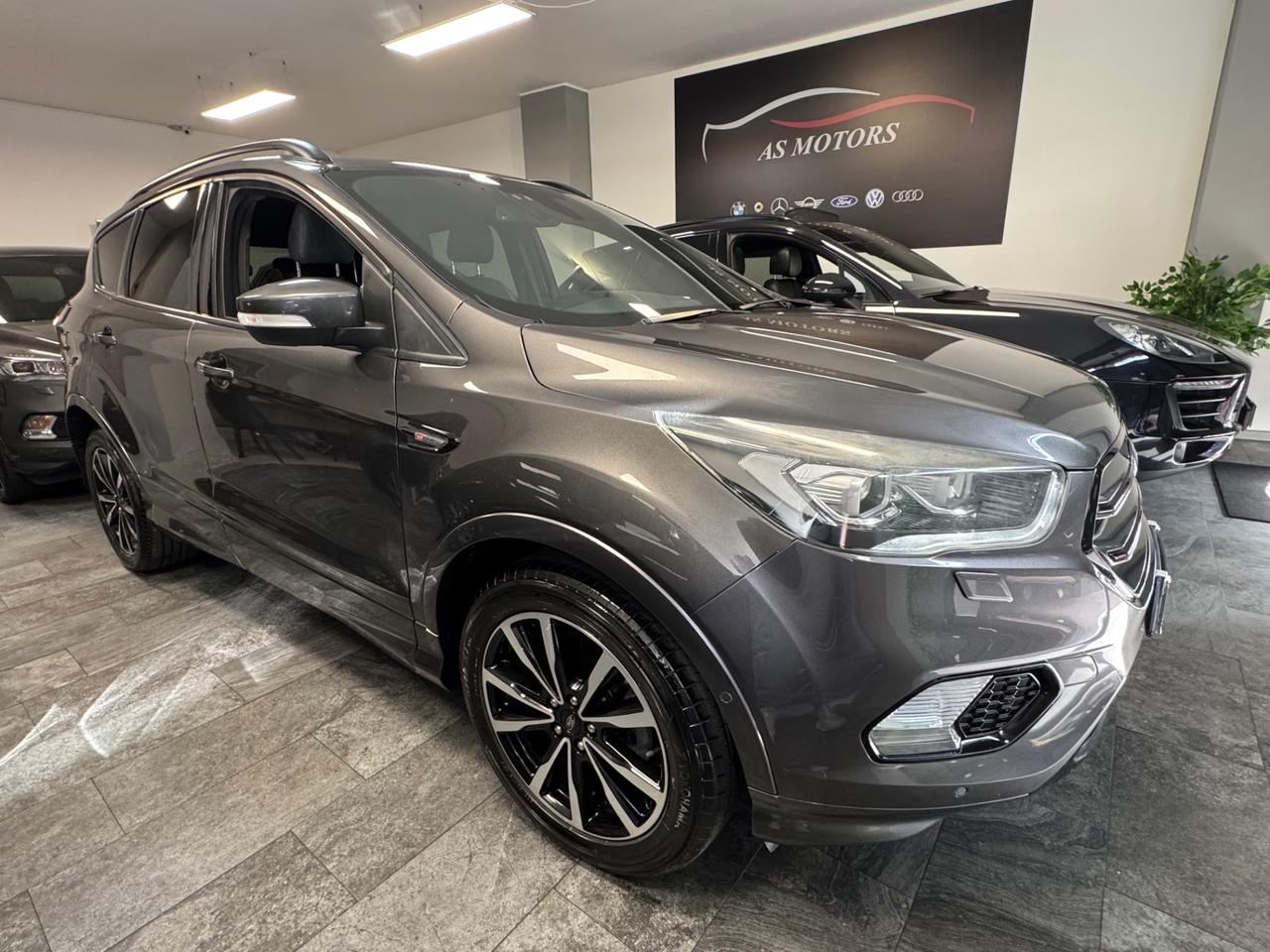 Ford Kuga 1.5 TDCI 120 CV ST-Line Finanziabile