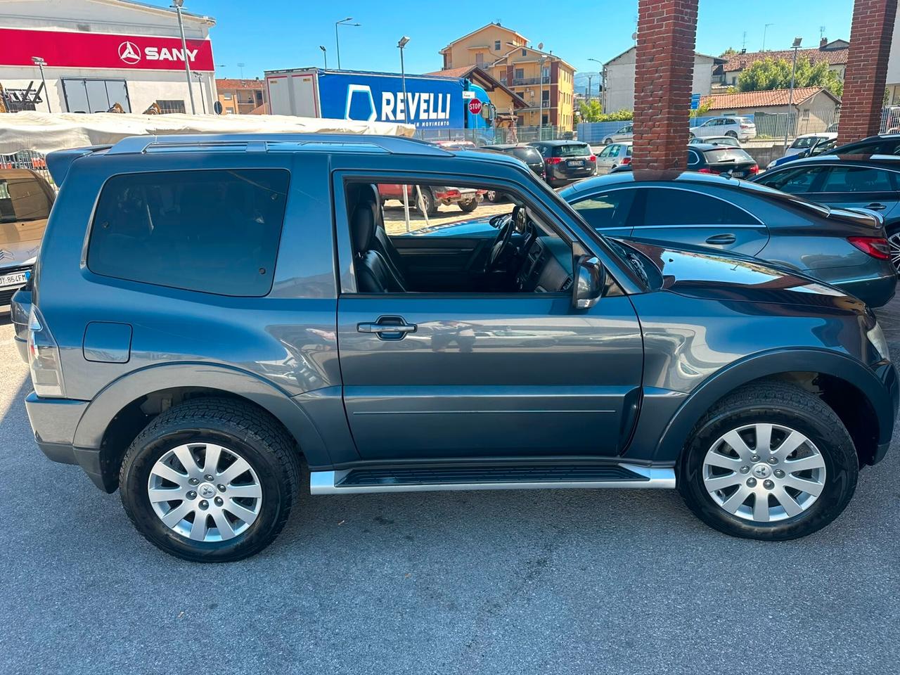 Mitsubishi Pajero 3.2 DI-D 16V 3p. Intense