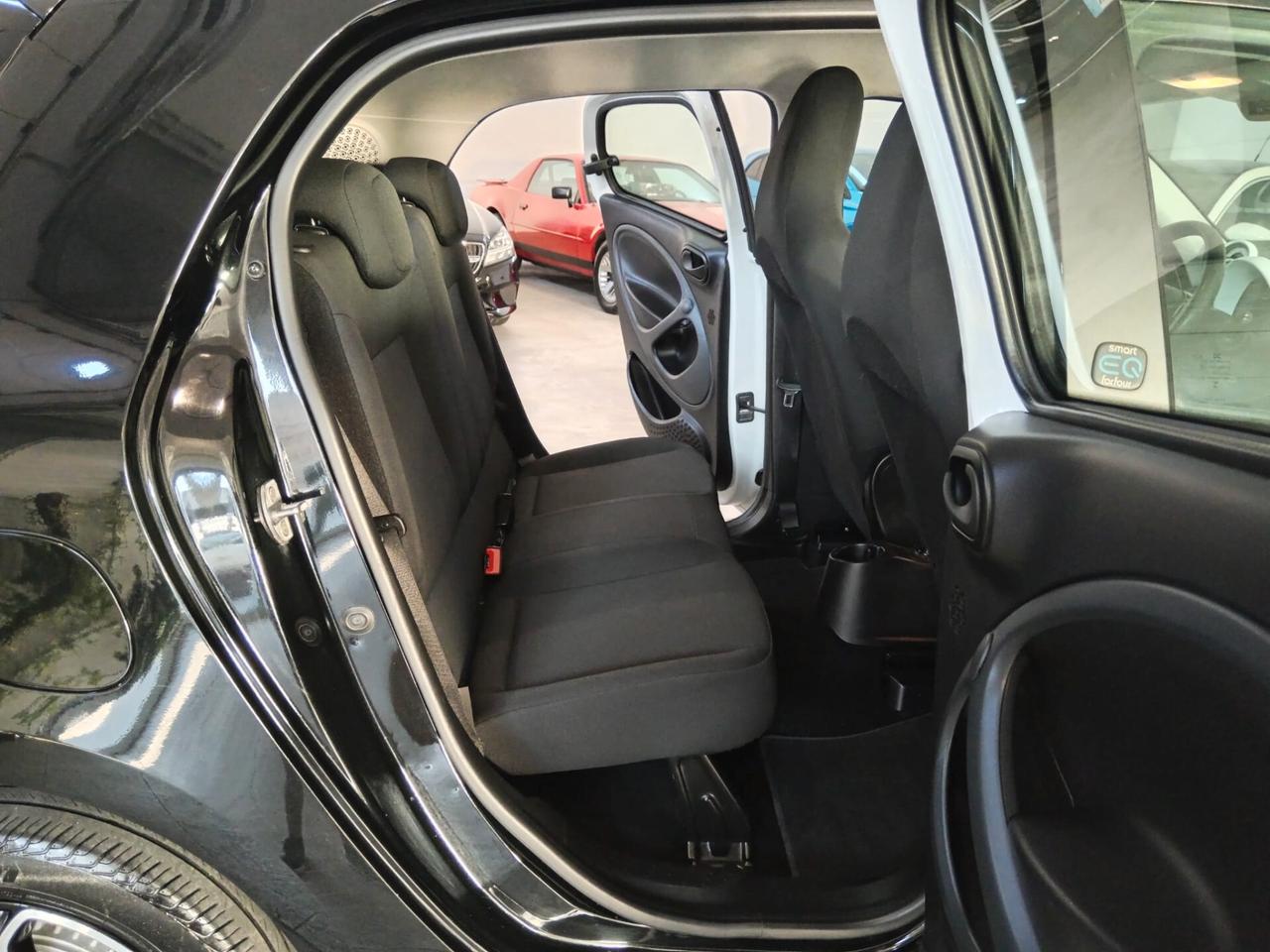 SMART Forfour II Hatchback 453 1.0 82cv (60kW) FULL ELECTRIC