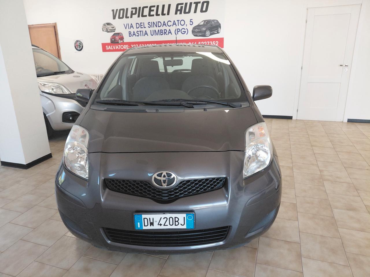TOYOTA YARIS ANNO 2009 DS 1.4 ADATTA NEOPATENTATI KM 180 MILA