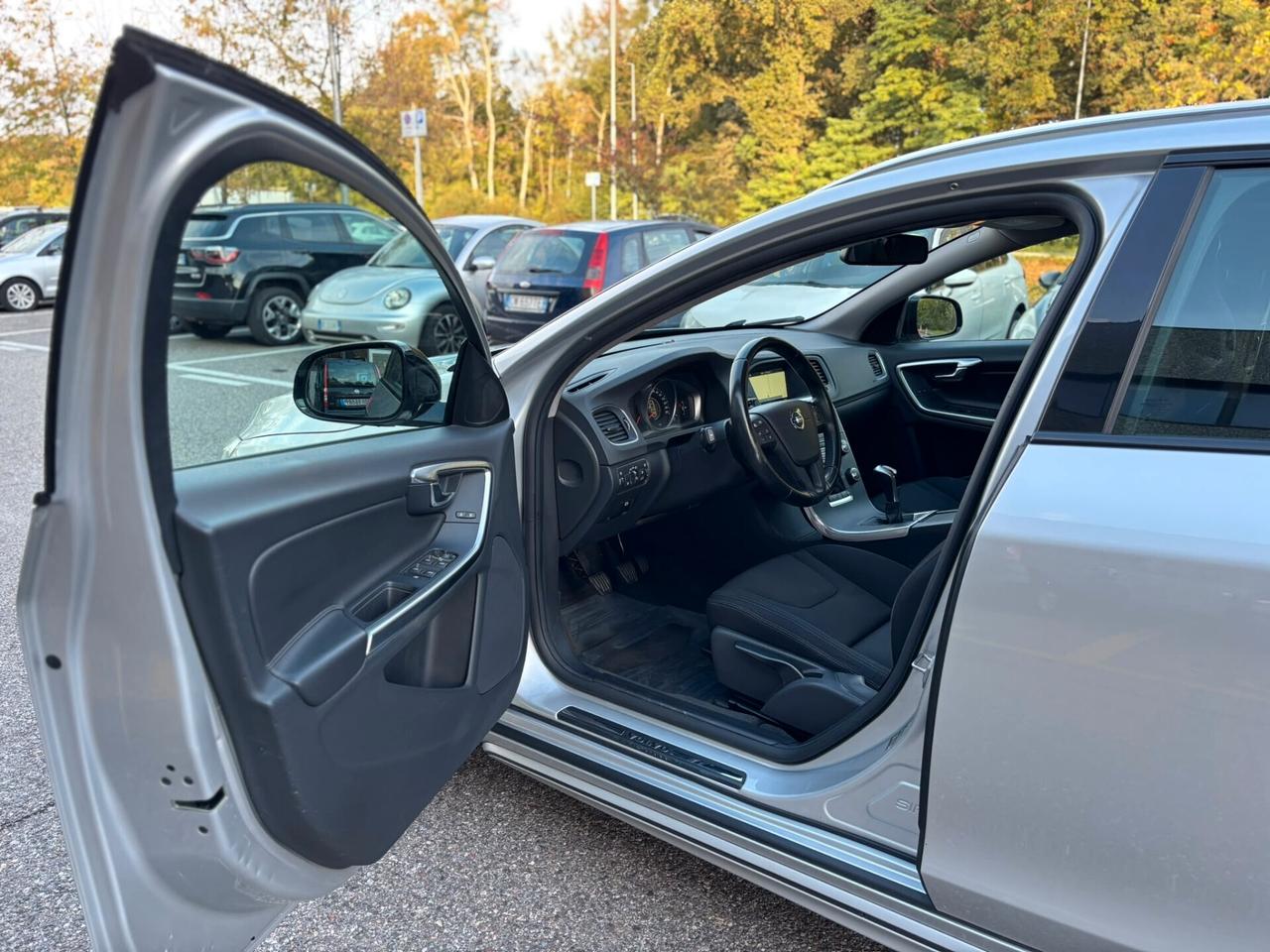 Volvo V60 Cross Country D3 Summum