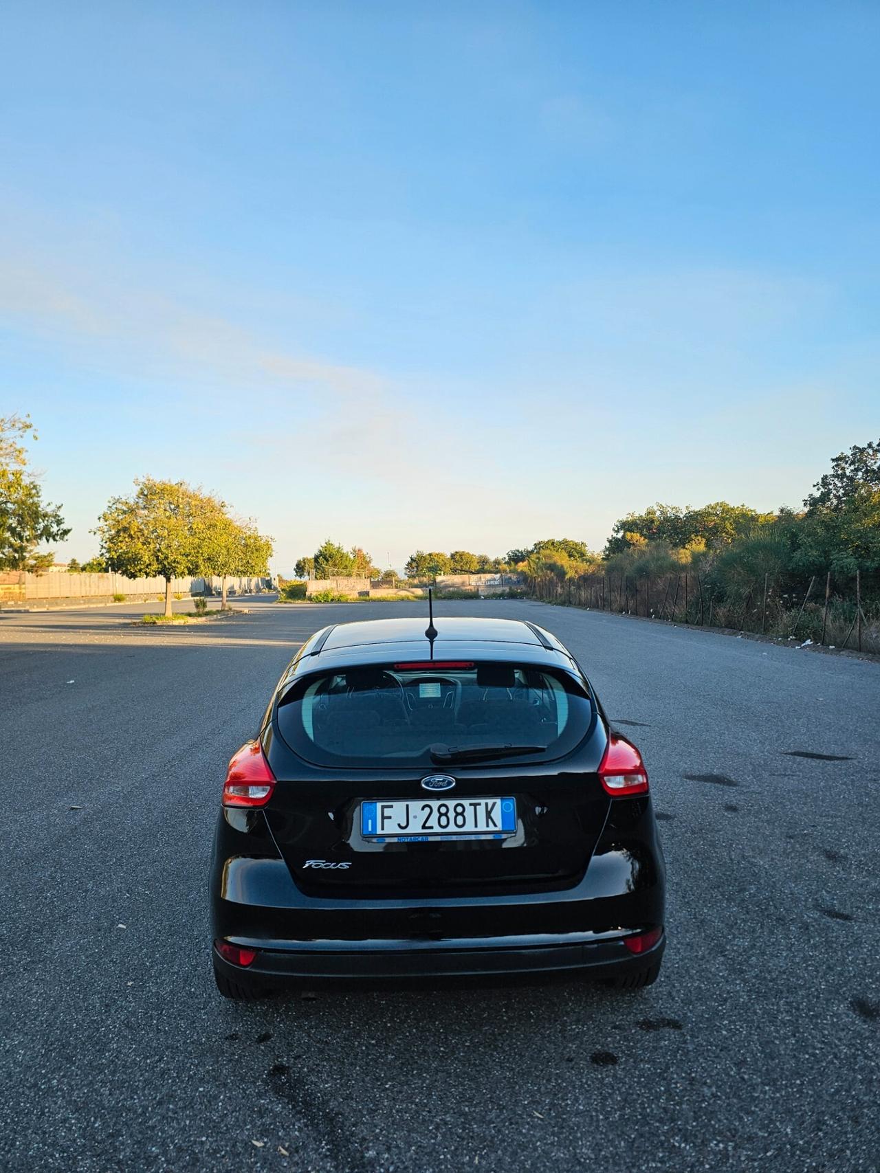 Ford Focus Titanium 1.5 diesel 120cv cambio manuale