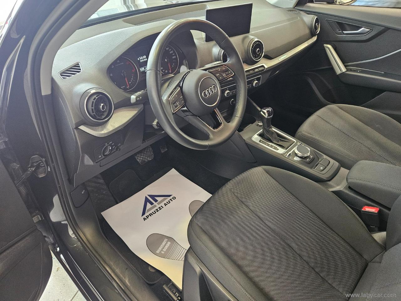 AUDI Q2 30 TDI S tronic Business