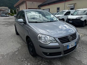 VOLKSWAGEN Polo 1.2/64CV 12V 5p. Comfortline adatta a neopatentato