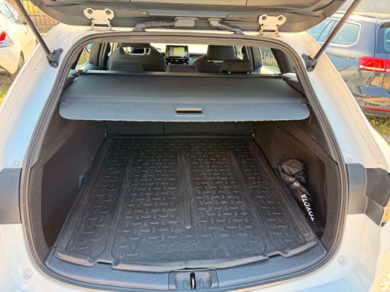 Toyota Corolla 1.8 Benz/Ibrida OK Neopatentato