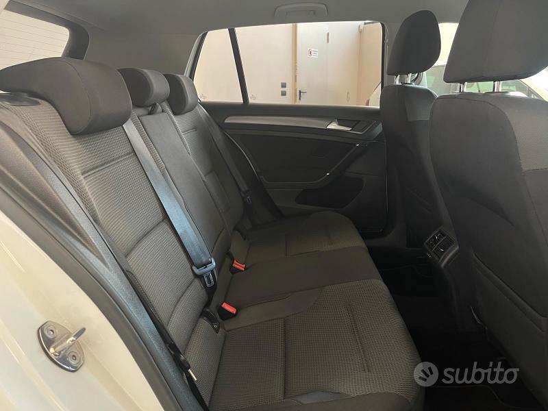Volkswagen Golf 7.5 5p 1.0 TSI Comfortline 85CV Ne