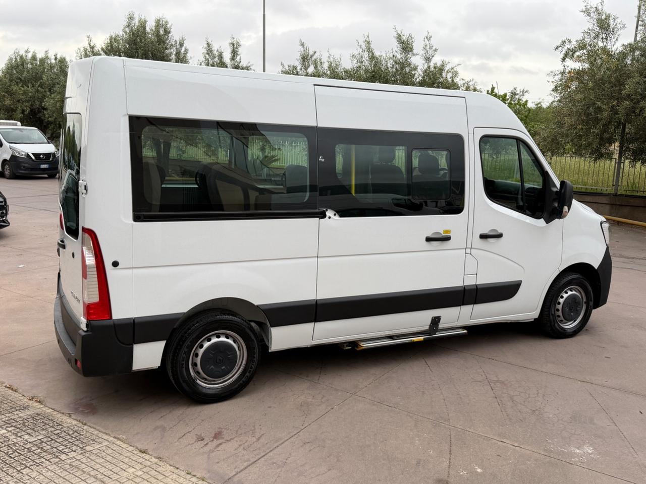 Renault Master T35 2.3 dCi 150 9 Posti Minibus
