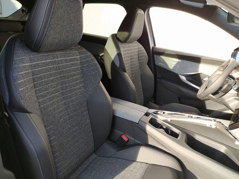 Peugeot 3008 145 Hybrid Allure con CBC Navigat Panor