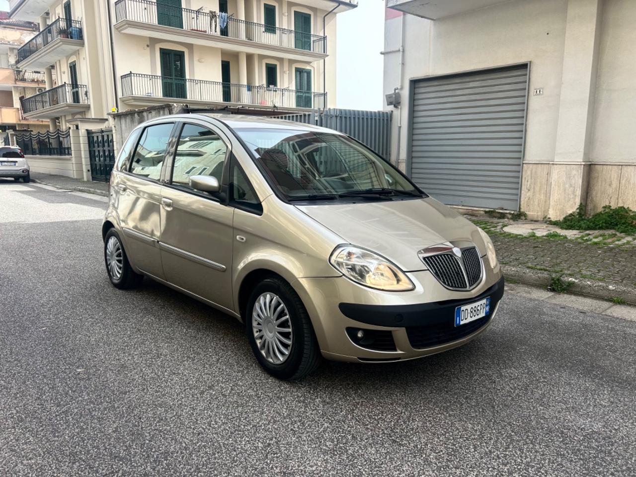 Lancia MUSA 1.4 16V Oro GPL