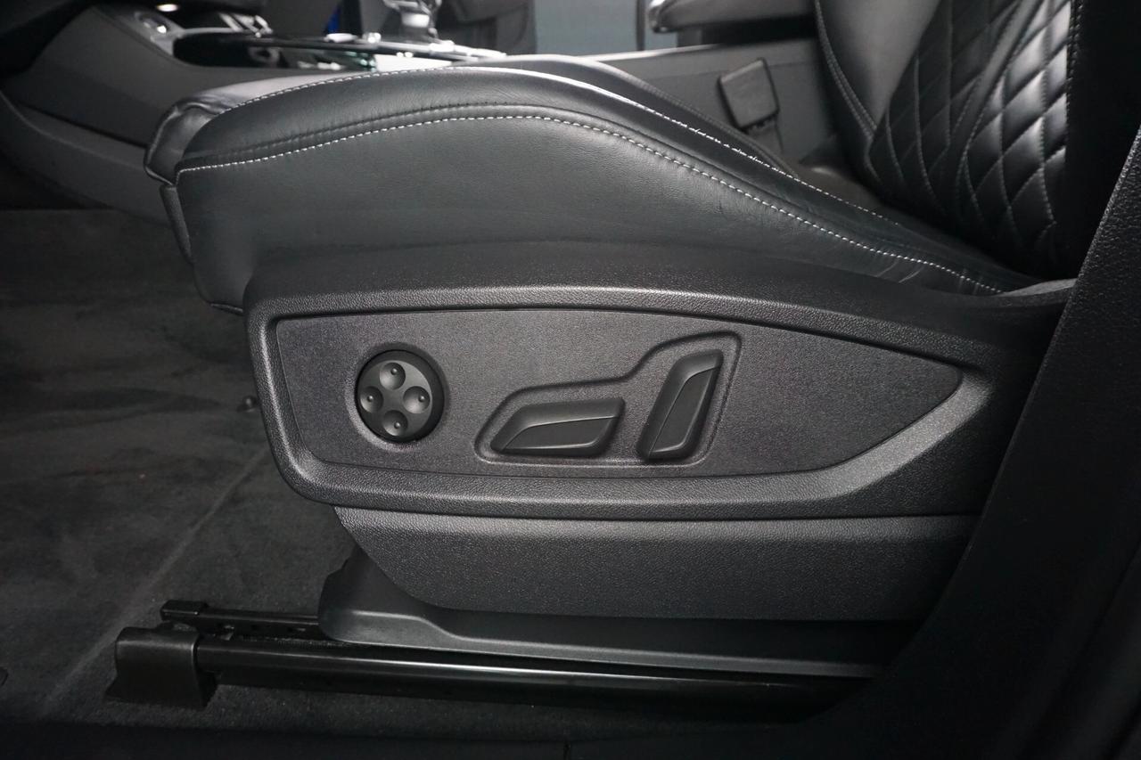 Audi Q5 SPB 40 TDI quattro S tronic S line Identity Black